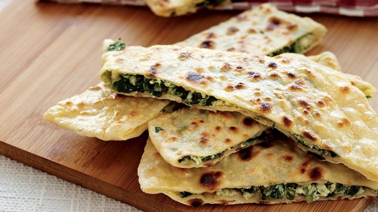 Ispanaklı & Beyaz Peynirli Gözleme